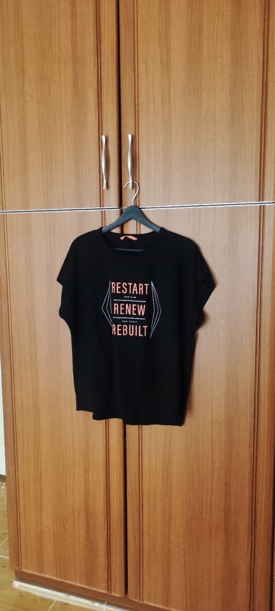 DeFacto Kadın Siyah Baskılı Tişört - Görsel 3