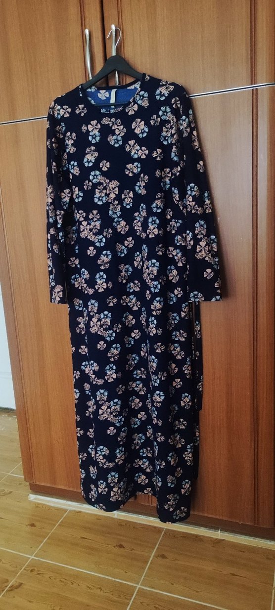 Çiçek Desenli Uzun Elbise - Görsel 5