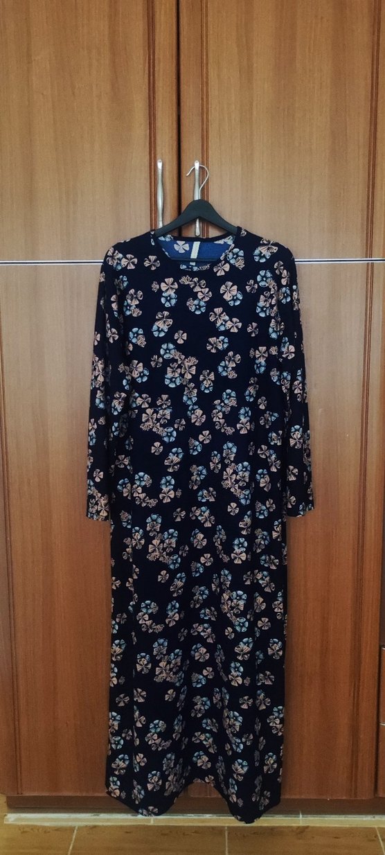 Çiçek Desenli Uzun Elbise - Görsel 2