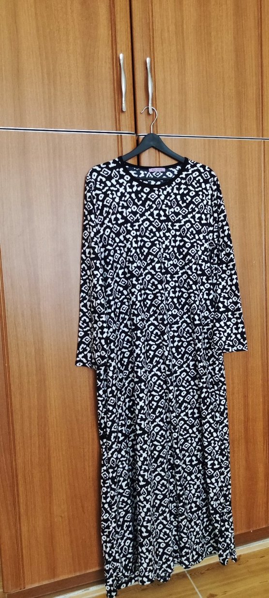 Uzun Kollu elbise - Görsel 4