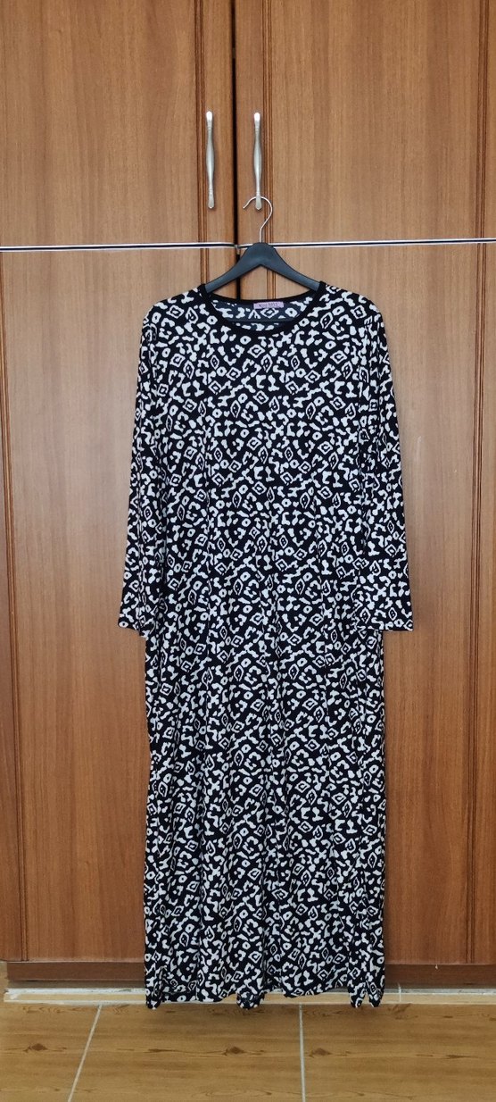 Uzun Kollu elbise - Görsel 2