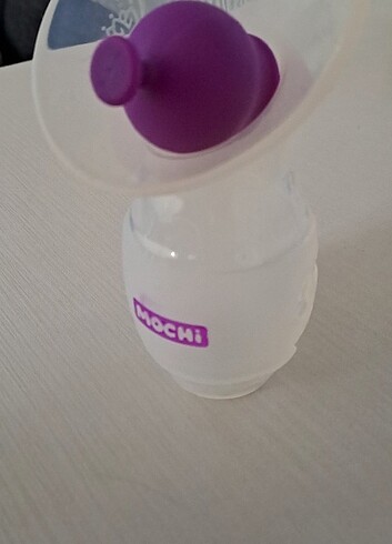 Mochi süt pompası