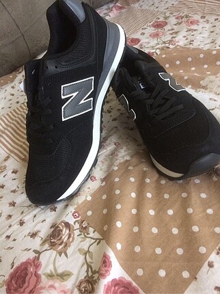 New Balance spor ayakkabı
