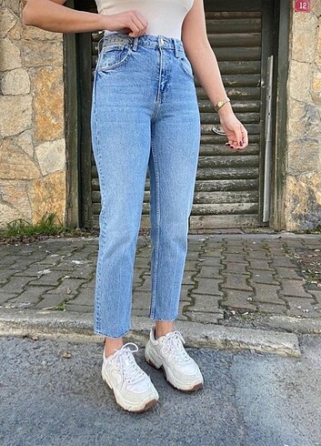 Zara mom jean 