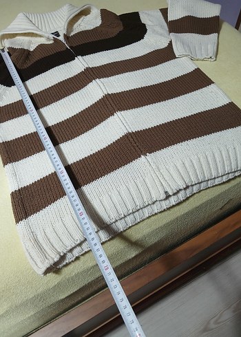 Erkek Çocuk Kahverengi Örgü Hırka - Görsel 3