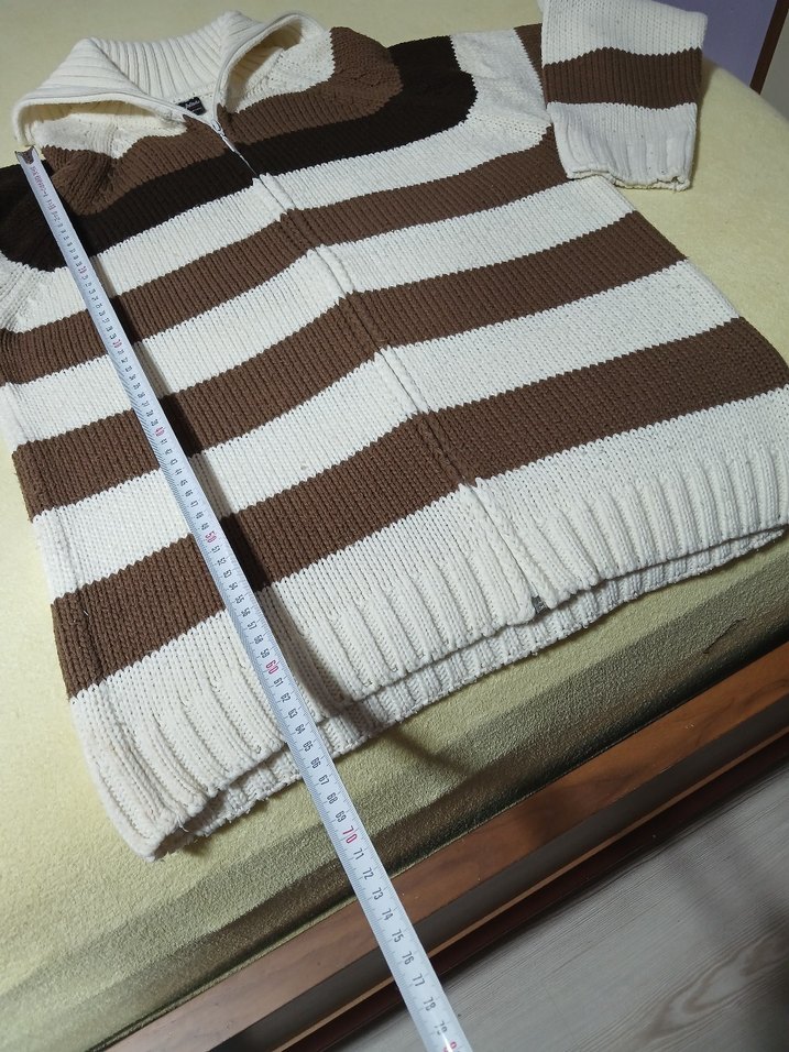 Erkek Çocuk Kahverengi Örgü Hırka - Görsel 3