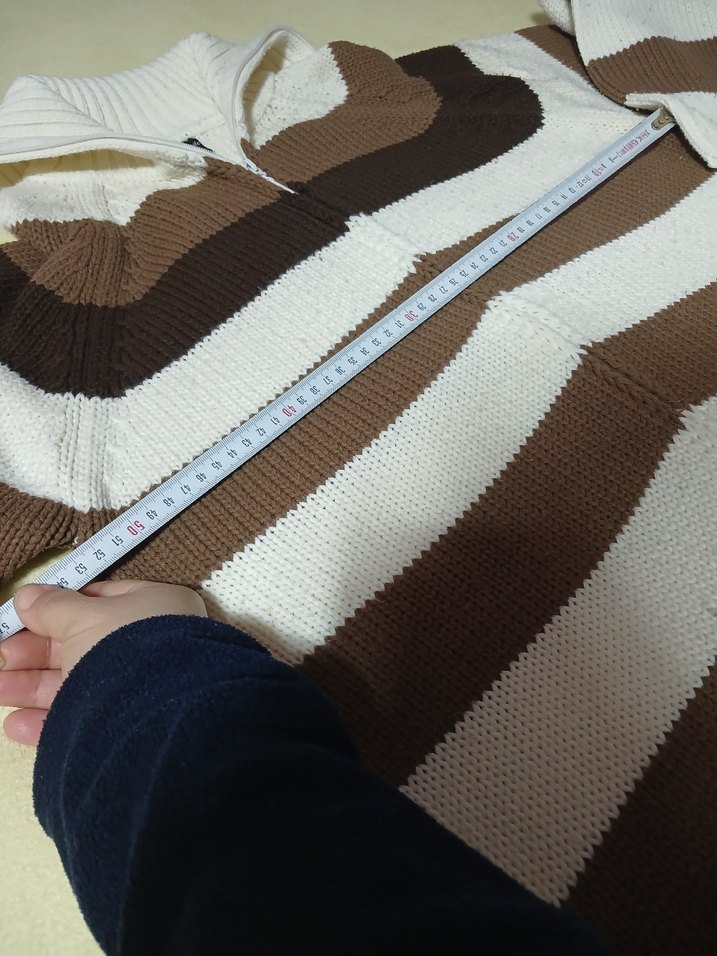 Erkek Çocuk Kahverengi Örgü Hırka - Görsel 4