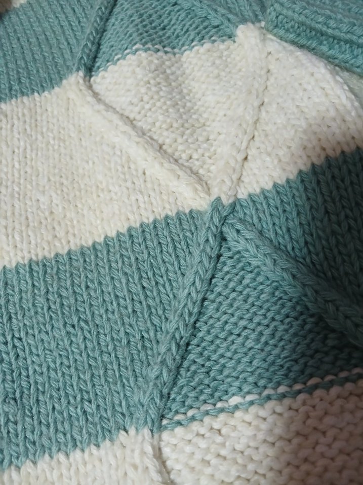 Erkek Çocuk Çizgili Triko Hırka - Görsel 3