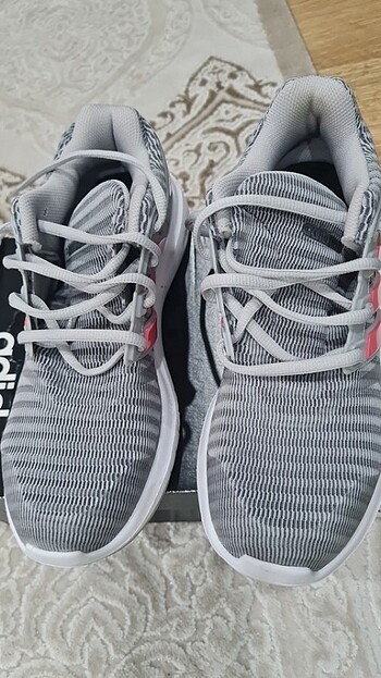40 Beden gri Renk Adidas spor ayakkabı