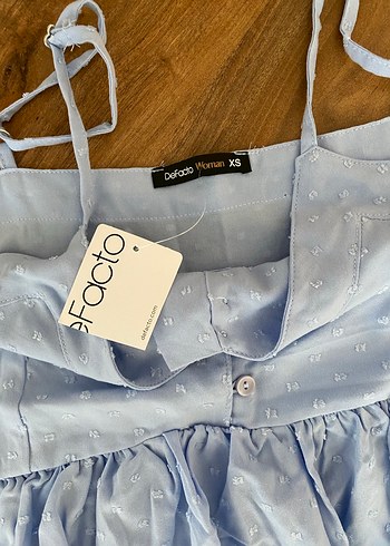 Mavi Nakışlı Pamuklu Fırfırlı Askılı Bluz - Görsel 3