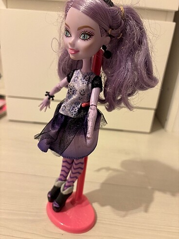 Beden Ever After High Kitty Cheshire