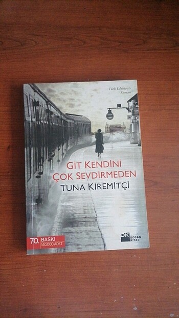 Tuna Kiremitçi romanı. 