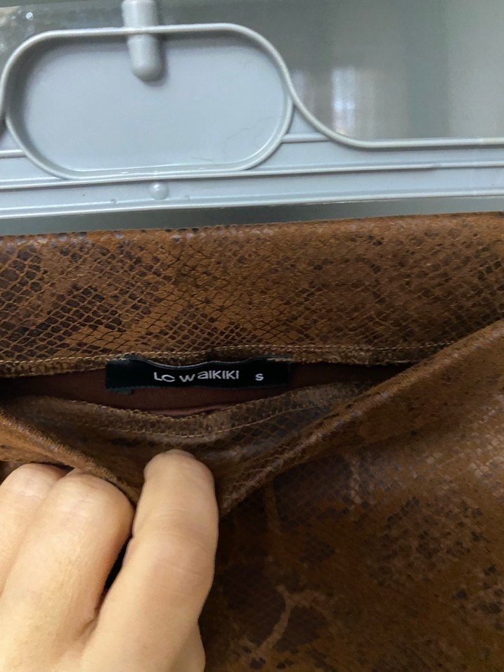 Kahverengi Yılan Desenli Mini Deri Etek - Görsel 3