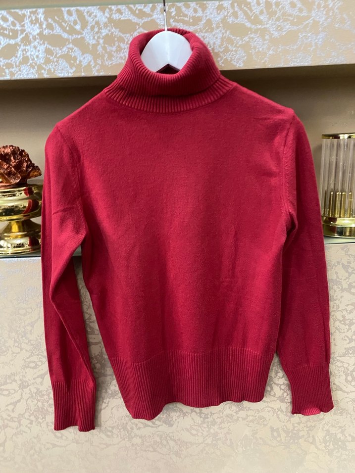 KırmızıKadın Boğazlı Örgü Kazak - Görsel 3