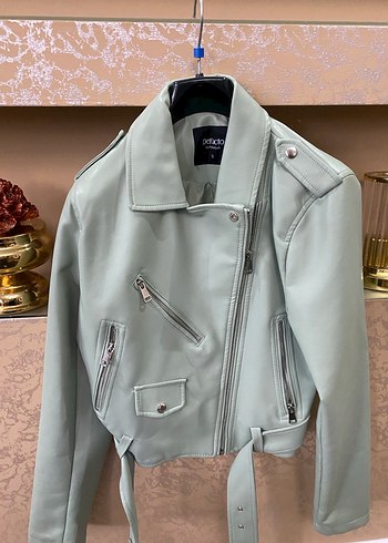 Yeşil Deri Kemerli Kısa Kadın Ceket - Görsel 2