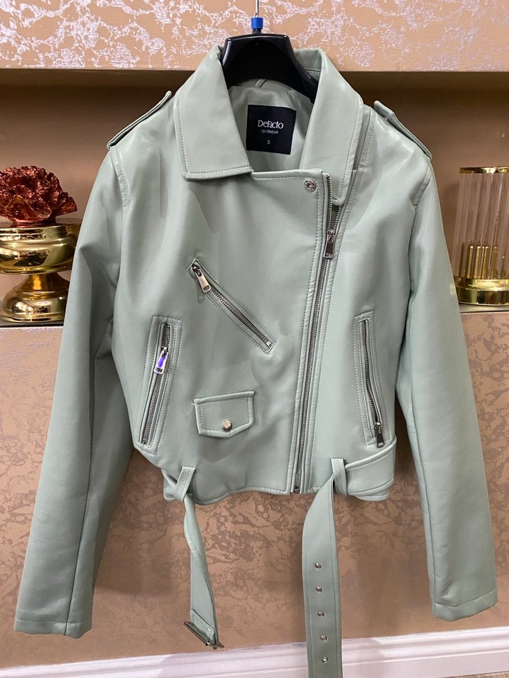 Yeşil Deri Kemerli Kısa Kadın Ceket - Görsel 4