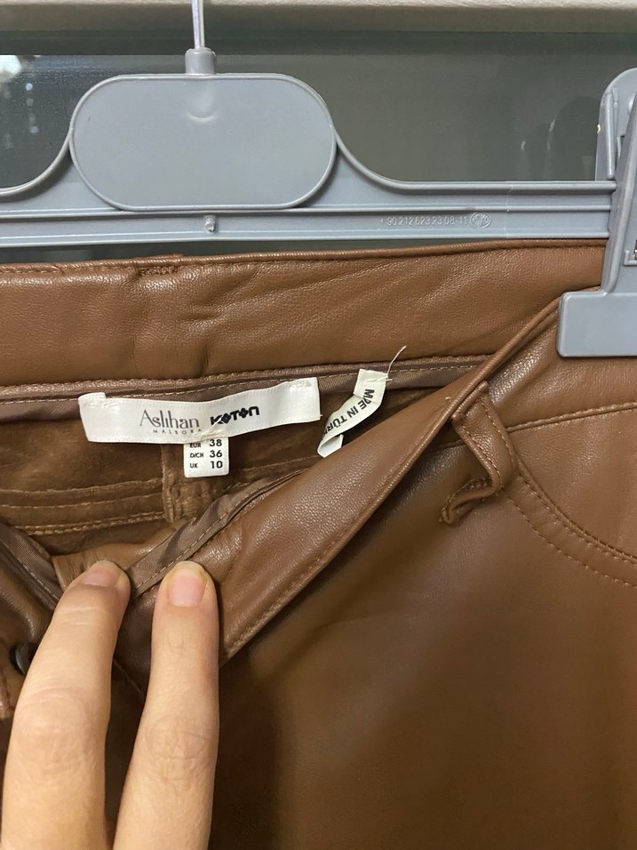 Kahverengi Deri Kemerli Midi Pantolon - Görsel 5