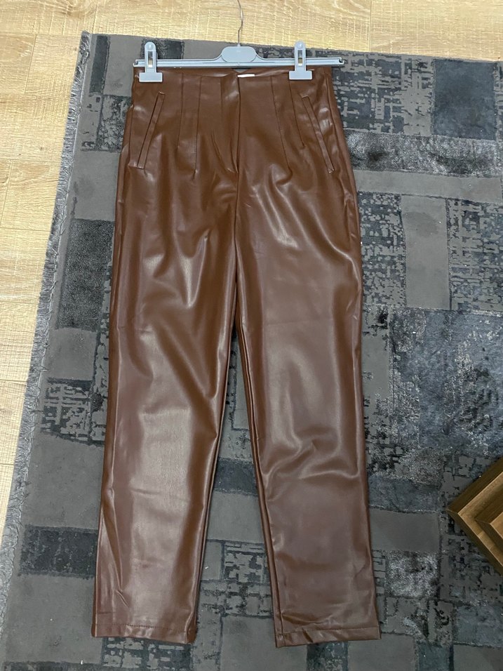 Kahverengi Deri Kemerli Midi Pantolon - Görsel 2