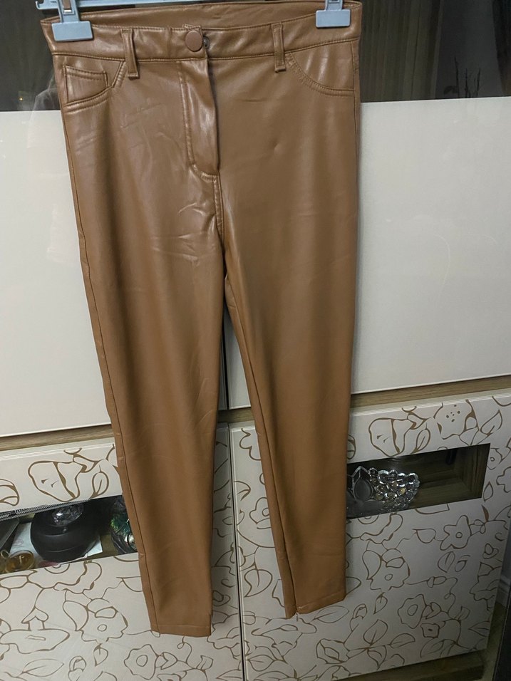 Kahverengi Deri Kemerli Kadın Pantolon - Görsel 4