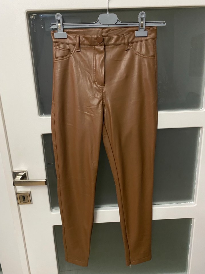 Kahverengi Deri Kemerli Kadın Pantolon - Görsel 2