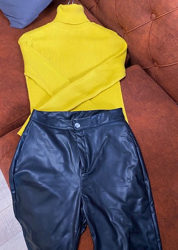 Sarı Kadın Boğazlı Triko Kazak - Görsel 4