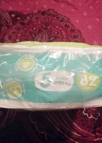5 Beden: 11-25 kg Beden Renk Jenny & Willy Junior Bebek Bezi 12-25 kg, 82 Adet