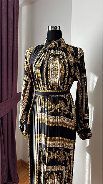 universal Beden Versace elbise