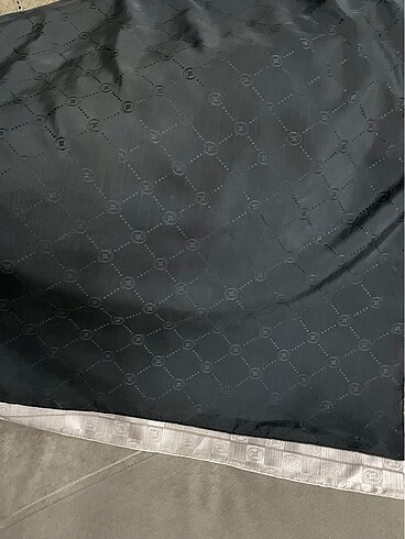  Beden siyah Renk Vakko Eşarp