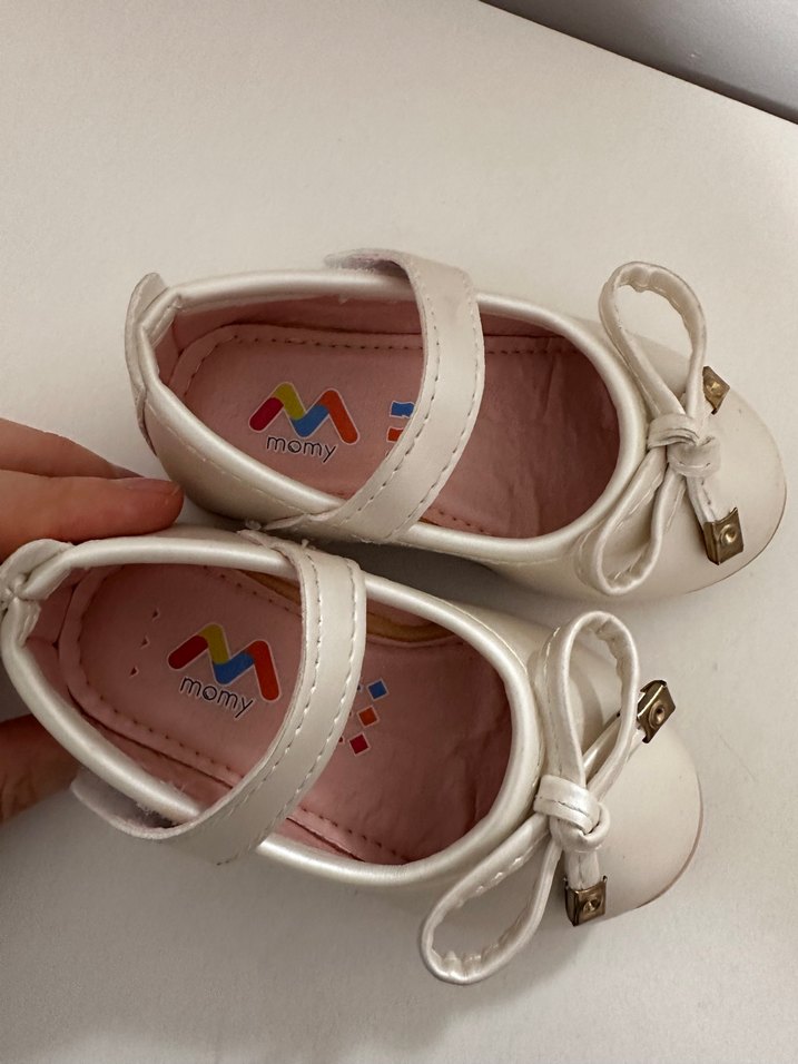 Kız Çocuk Beyaz Tokalı Babet Ayakkabı - Görsel 3