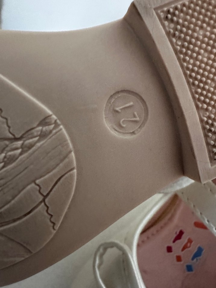 Kız Çocuk Beyaz Tokalı Babet Ayakkabı - Görsel 4