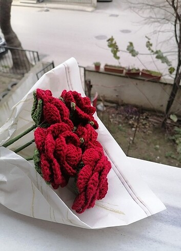  Beden Solmayan gül 