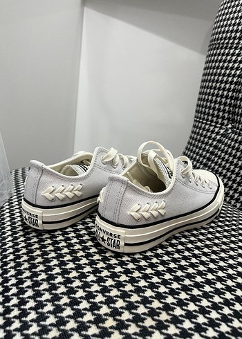 Converse 35