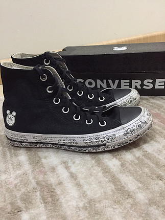 Converse MileyXConverse 37 numara