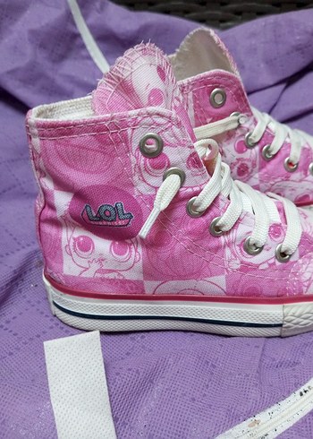 27 Beden çeşitli Renk Desenli (LOL) Bağcıklı Yüksek Converse Kız Çocuk Spor Ayakkabı