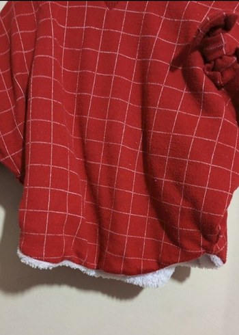 Kız Çocuk Kırmızı Kareli Kapişonlu Panço - Görsel 3