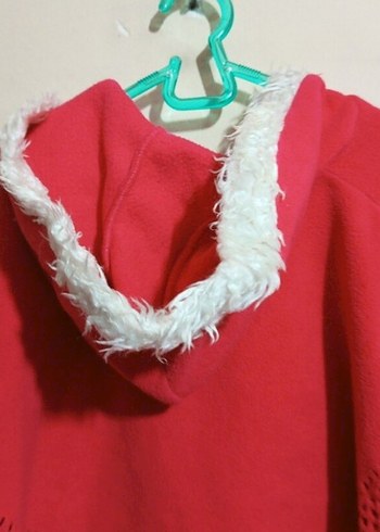 Kız Çocuk Kırmızı Nakışlı Kapüşonlu Panço - Görsel 5