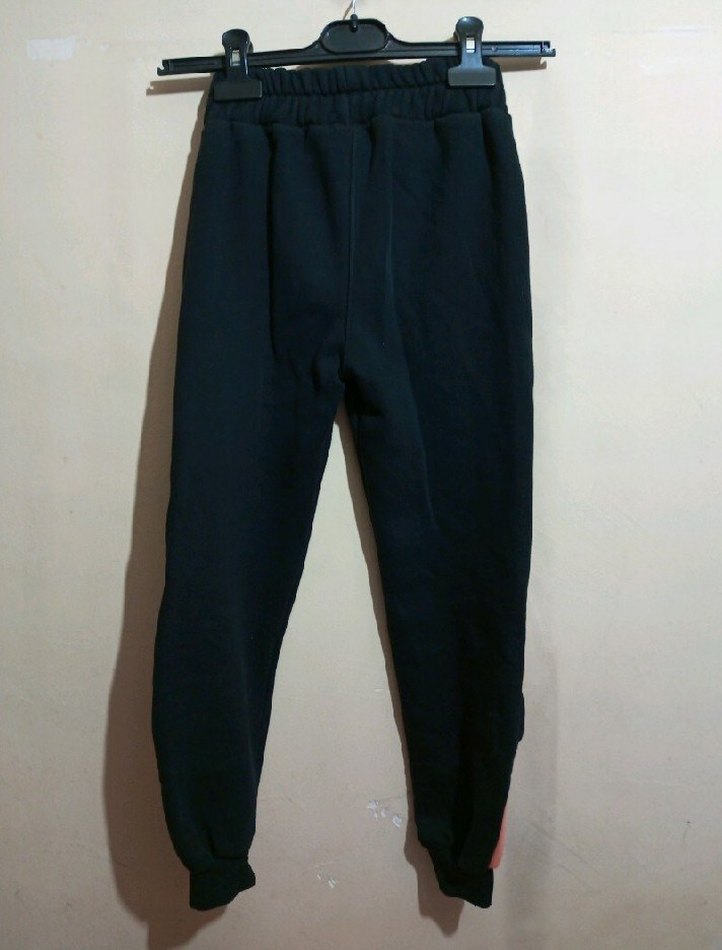 Nakışlı Siyah Kız Eşofman Altı Fiyonklu Görümümlü - Görsel 4