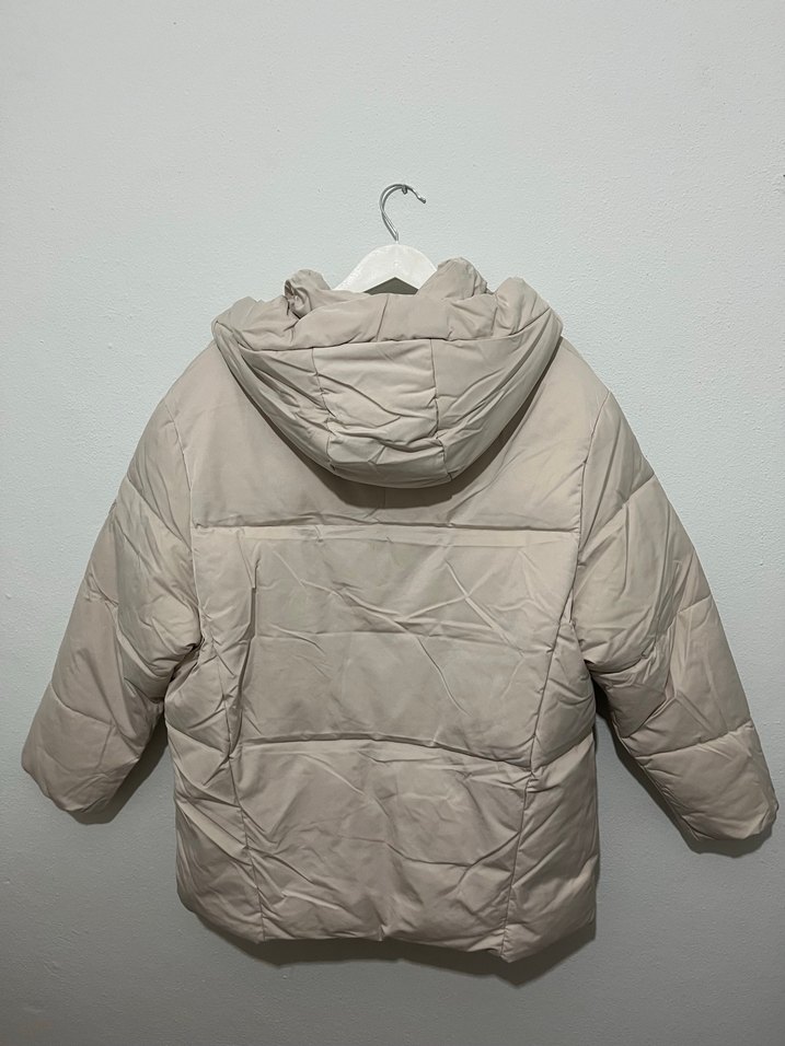 Bej Kapüşonlu Kadın Kışlık Mont - Görsel 3