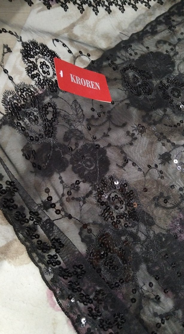 Siyah Dantel Gotik Kadın Şal - Görsel 4