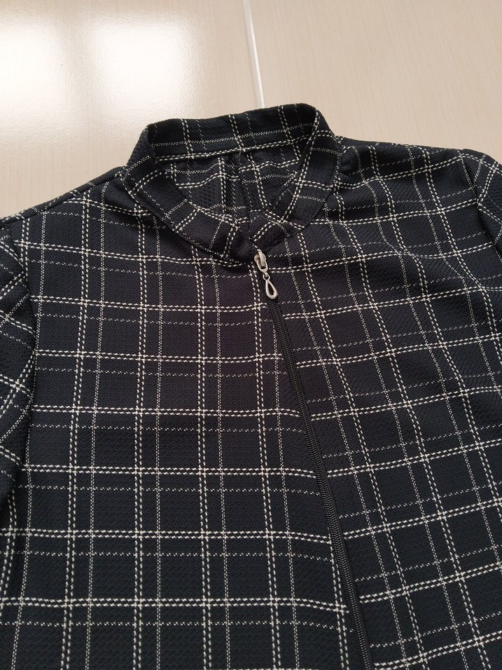 Gri Ekose Desenli Uzun Kadın trenç - Görsel 4