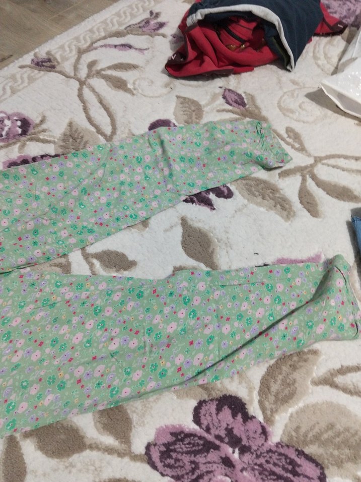 Çiçek Desenli Yeşil kız çoçuk pantolon - Görsel 3