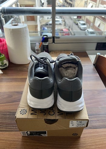 Nike revolution Gri Erkek Spor Ayakkabı - Görsel 3