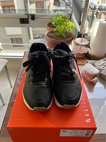 SKECHERS UNO SPOR AYAKKABI