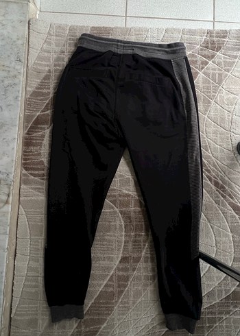 Bershka Erkek Siyah Slim Fit Eşofman Altı - Görsel 3