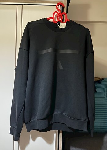 Adidas Siyah Bisiklet Yaka Sweatshirt