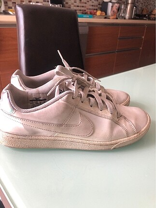 Nike court royale sneaker