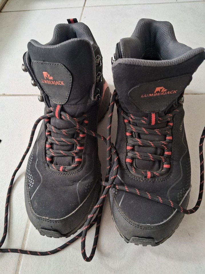 Lumberjack Kadın Bot - Görsel 3