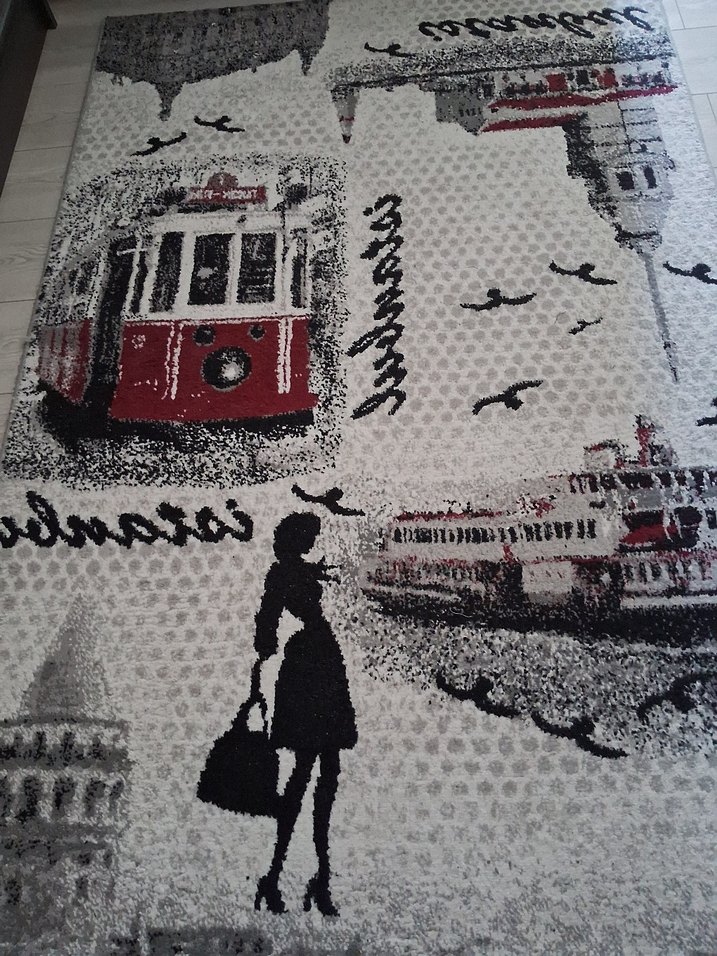 Kırmızı Baskılı Halı, Sokak Temalı - Görsel 3