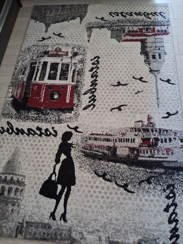 Kırmızı Baskılı Halı, Sokak Temalı - Görsel 4