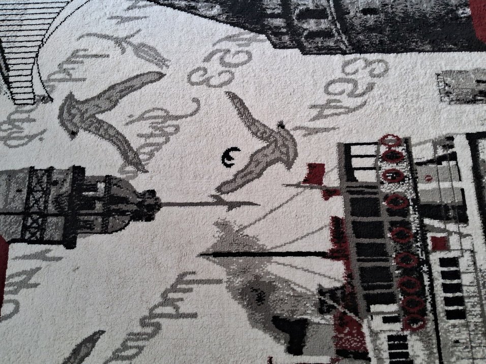 Gri Baskılı Çağdaş Halı - Görsel 2